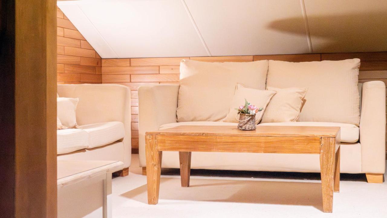 Le Colibri Spa Jacuzzi Durbuy Dış mekan fotoğraf
